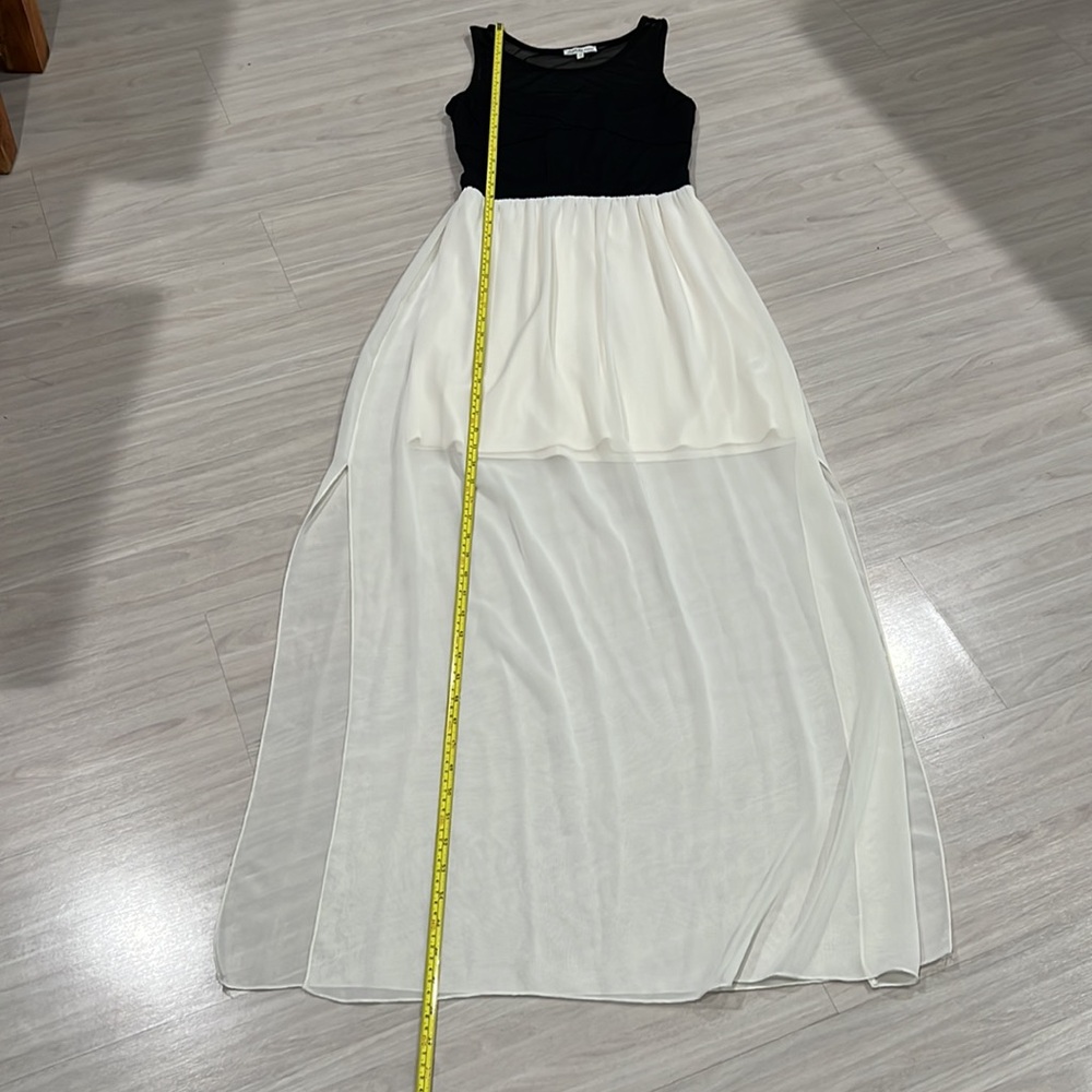 Sheer Back Maxi Dress - Picture 12 of 12